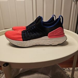 Nike React Flyknit Sneakers
